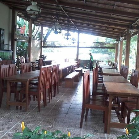 Villa Bukit Pinus Μπογκόρ Εξωτερικό φωτογραφία