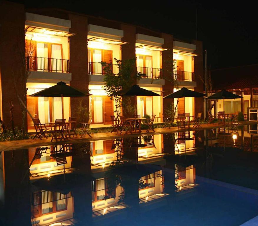 Villa Bukit Pinus Μπογκόρ Εξωτερικό φωτογραφία